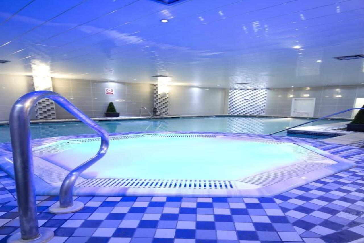 Burnley North Oaks Hotel And Leisure Club Buitenkant foto