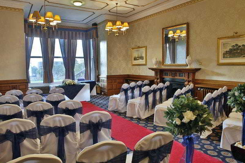 Burnley North Oaks Hotel And Leisure Club Buitenkant foto