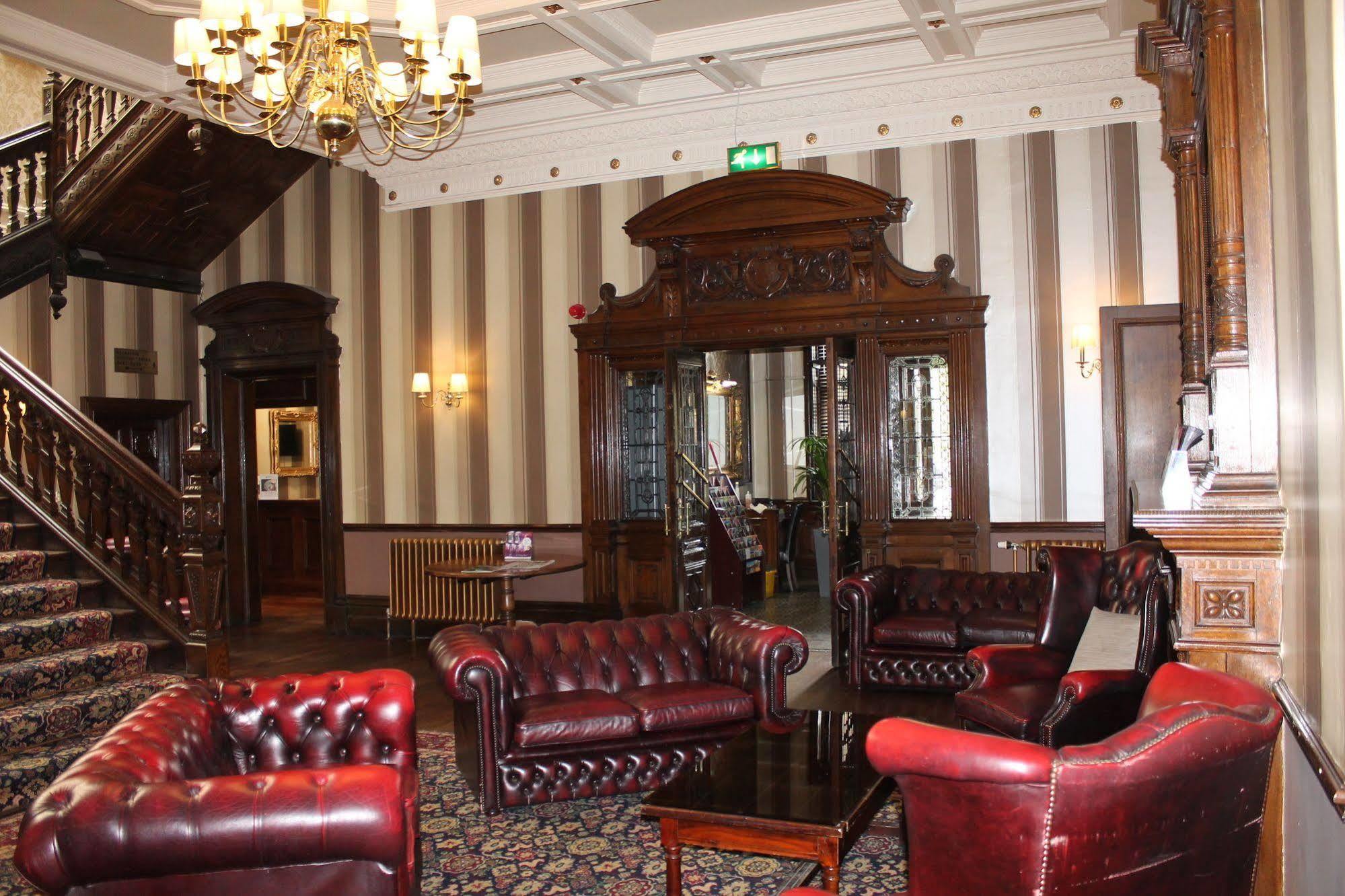 Burnley North Oaks Hotel And Leisure Club Buitenkant foto